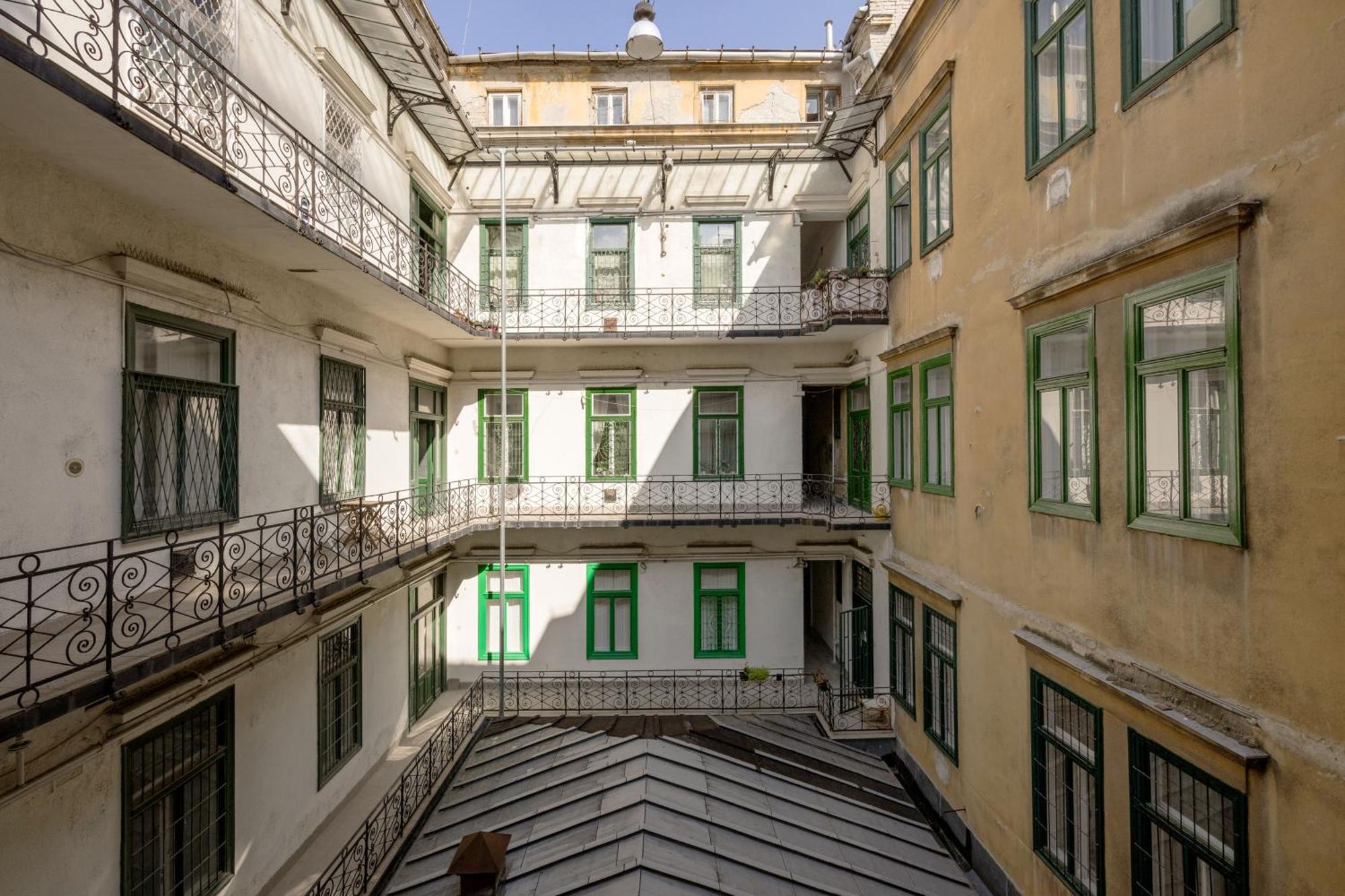 Wellness Retreat With Sauna & Jacuzzi - 1 Min To Opera Budapest Exterior foto